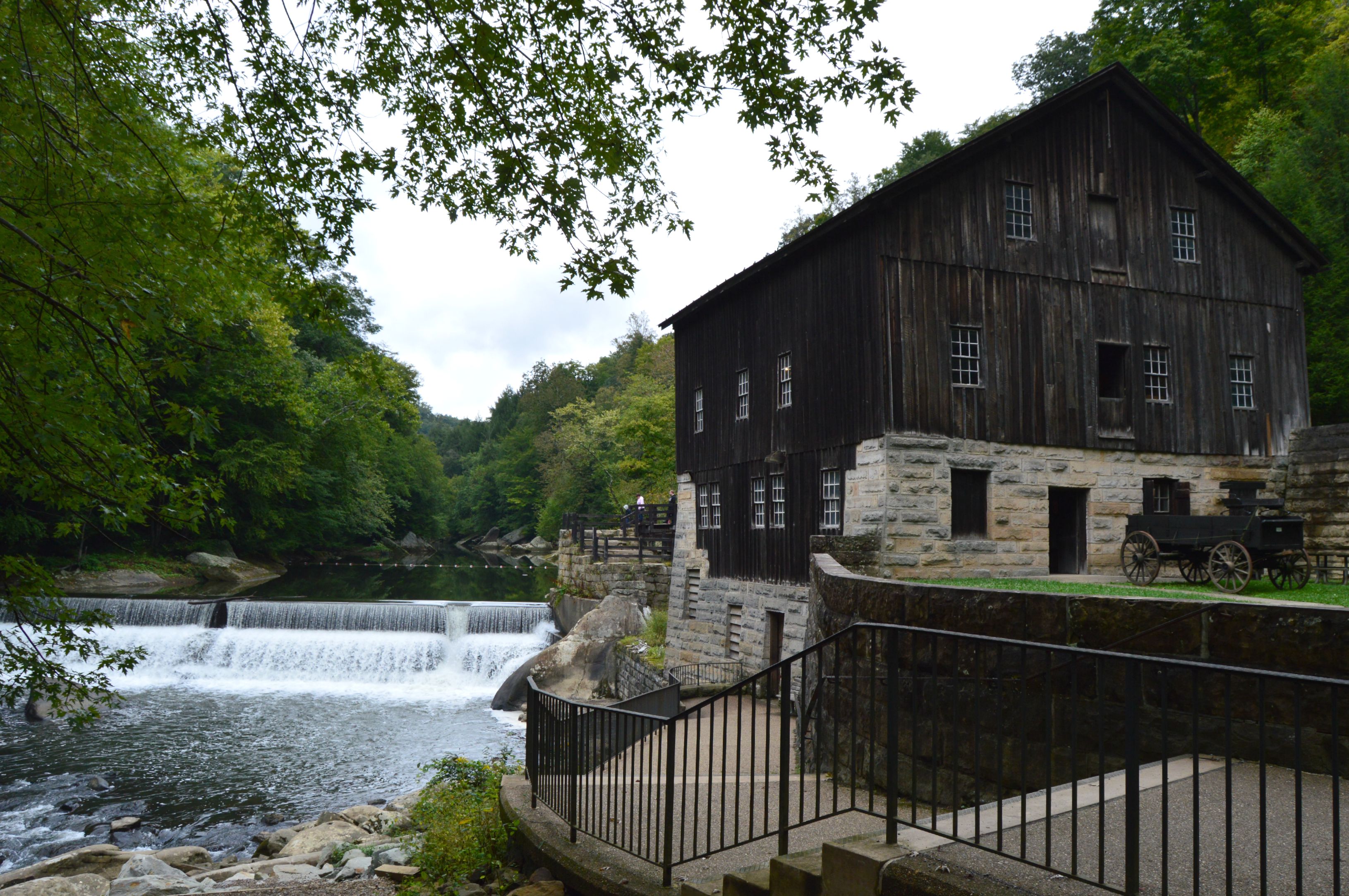 Pittsburgh Hike: McConnell's Mill State Park // lynnepetre.com